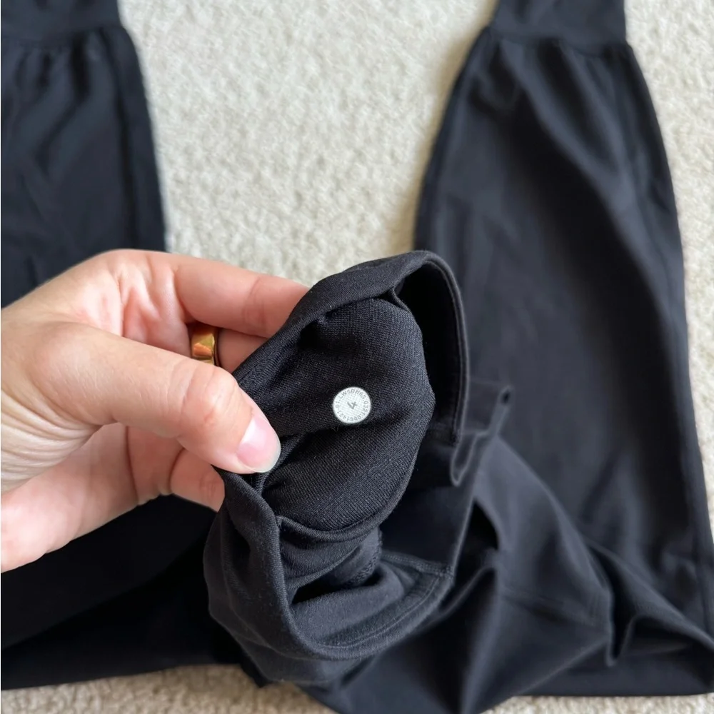 Lululemon - Align Joggers - Picture 9 of 10